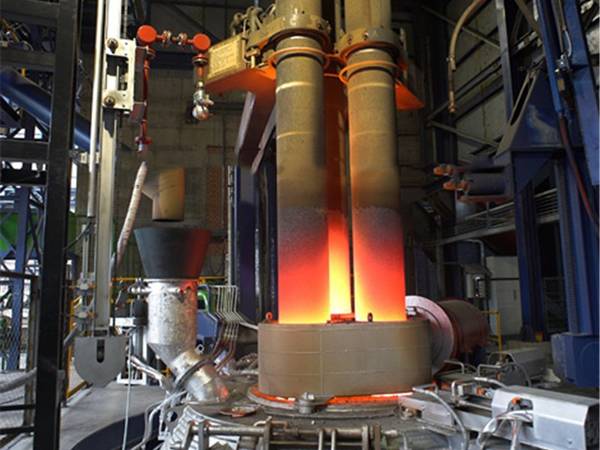 Ladle metallurgy furnace in steelmaking plant.